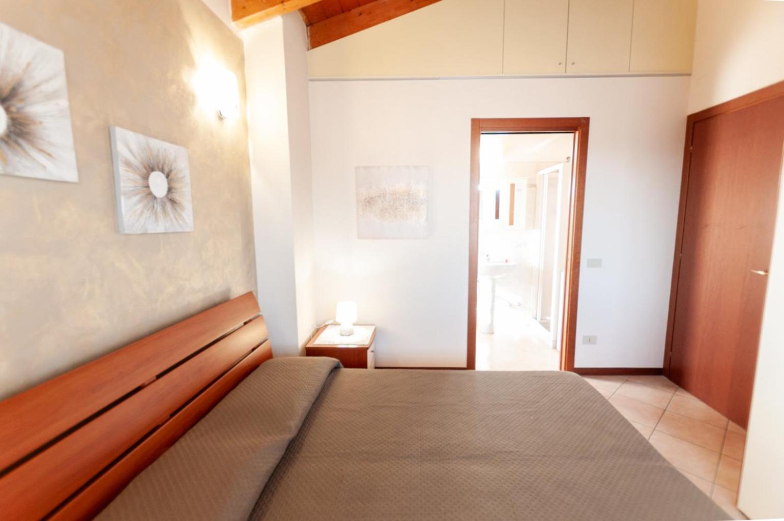 Dora'S Apartment Desenzano del Garda Ngoại thất bức ảnh
