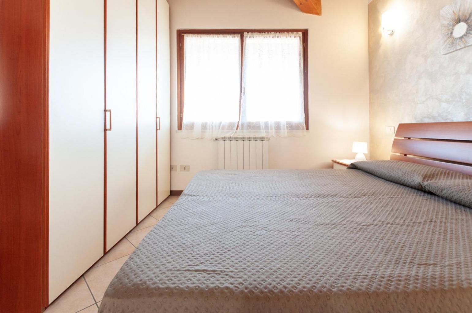 Dora'S Apartment Desenzano del Garda Ngoại thất bức ảnh
